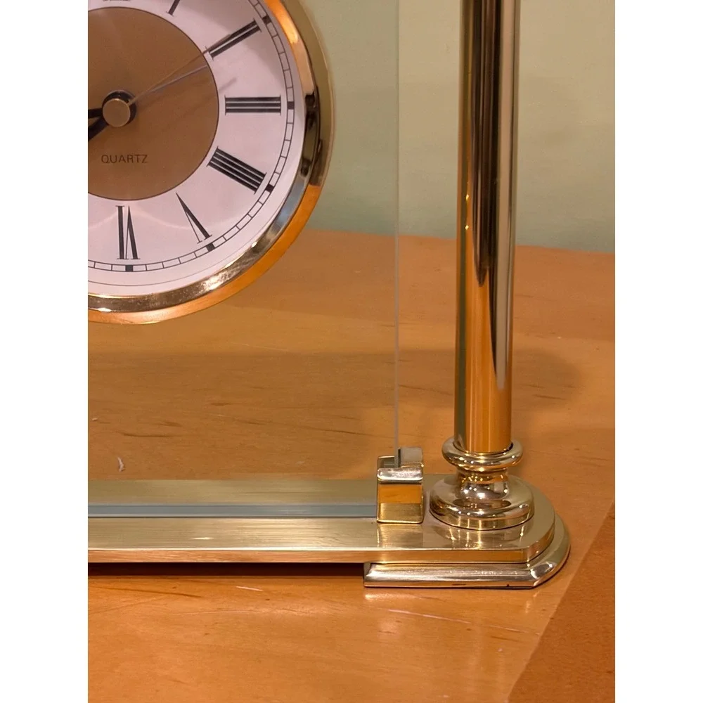 Vintage Gold Tone Floating Glass Mantel Clock Quartz Roman Numeral Desk Clock